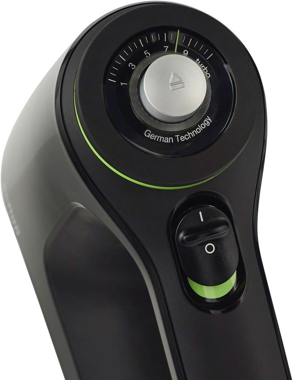MultiMix 5 Hand Mixer, SmartMix Tech, 350W, 9-Speed + Turbo – close-up