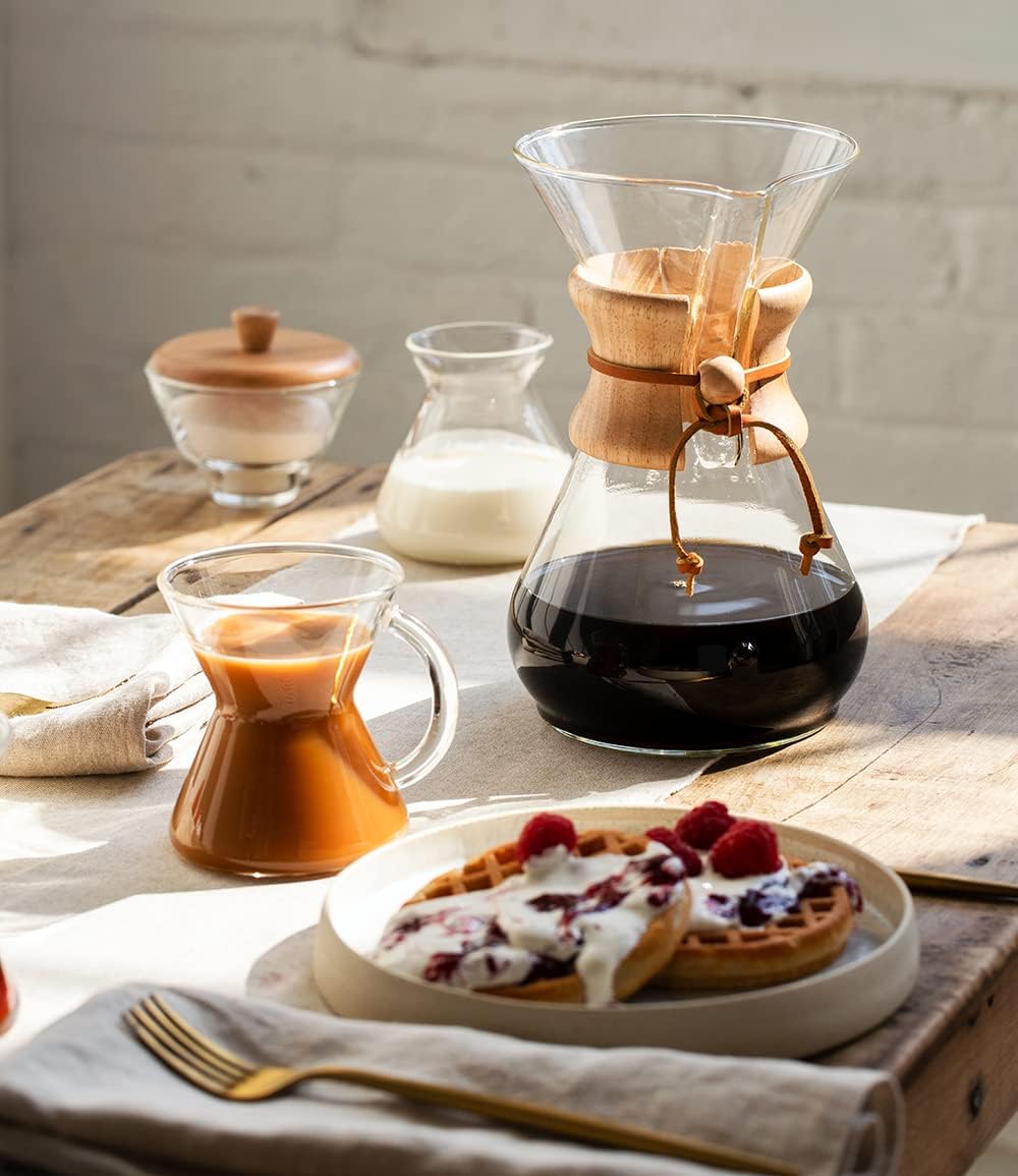 Pour-Over Glass Coffeemaker - Classic Series - 8-Cup - Exclusive Packaging – features