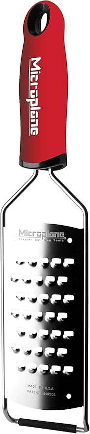 Microplane Gourmet Series Cheese Grater (Extra Coarse, Red)