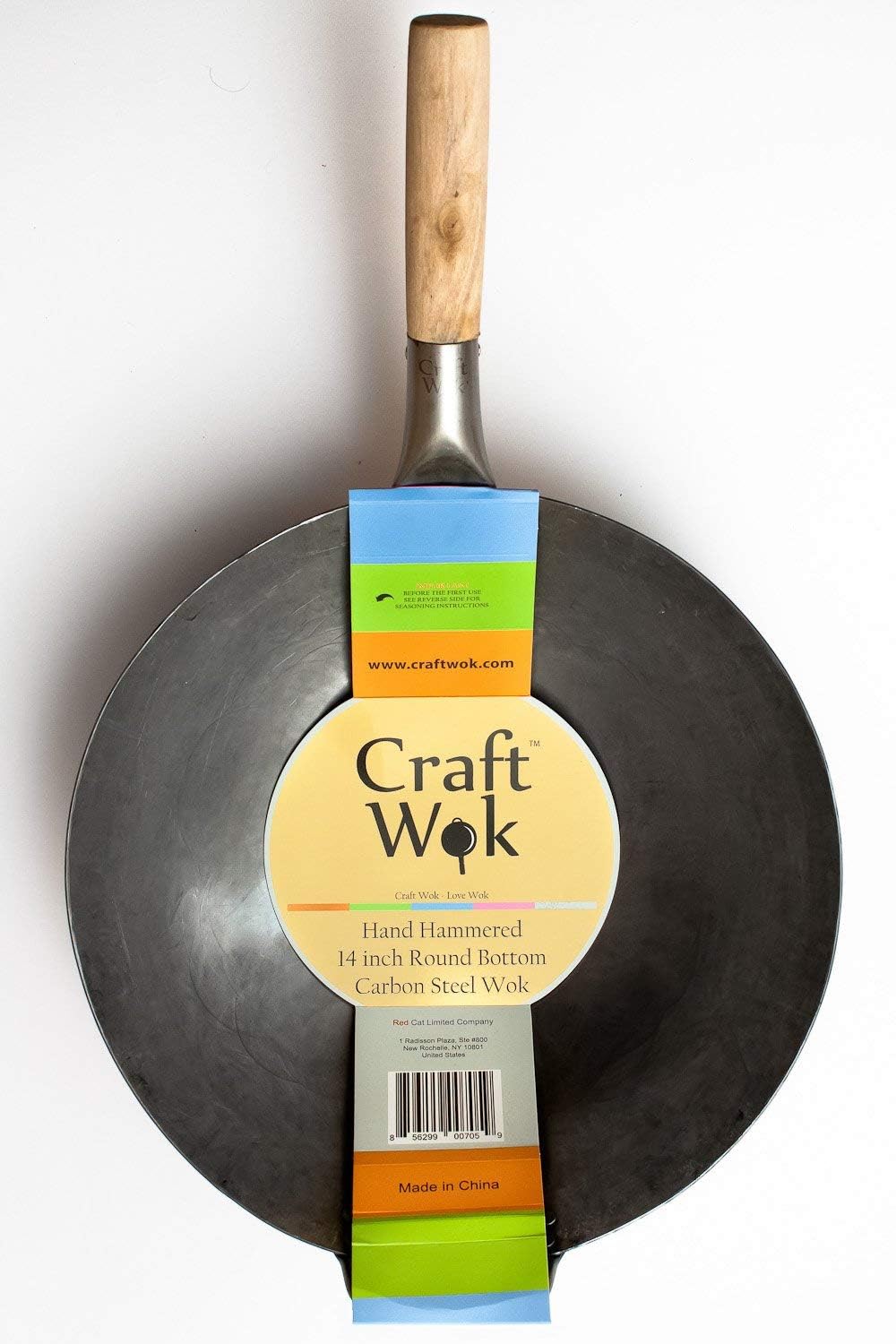 Traditional Hand Hammered Chinese Carbon Steel Wok with Wooden and Steel Helper – set view
