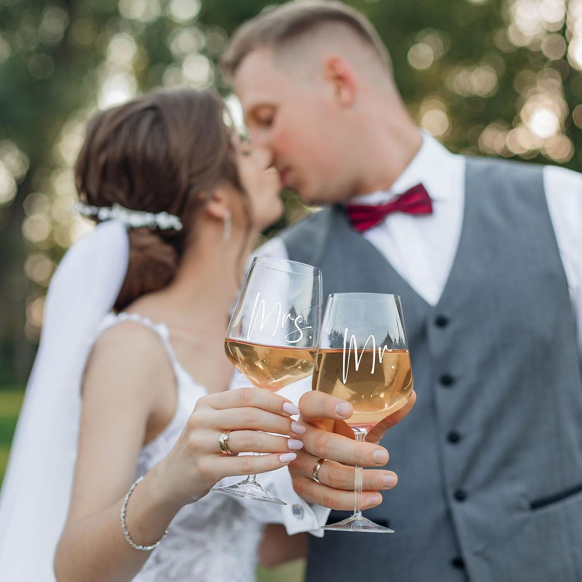 Mr and Mrs Wine Glasses, Bridal Shower Wedding Gifts for Couples – size reference