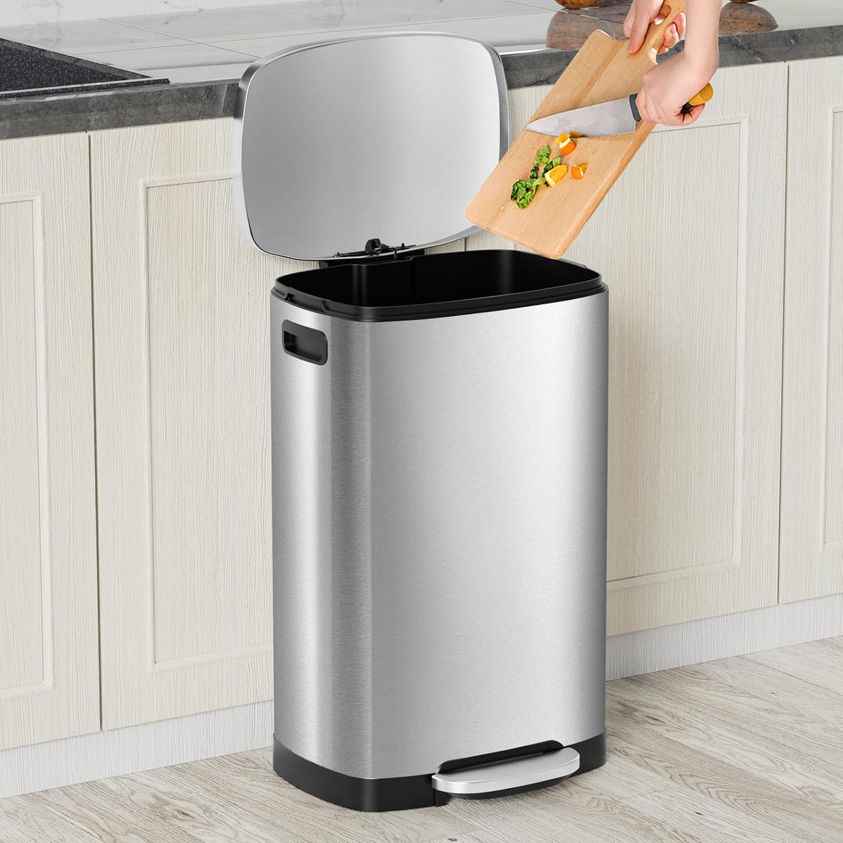 Kitchen Trash Can with Lid, 13 Gal Stainless Steel Pedal Garbage Can – detail
