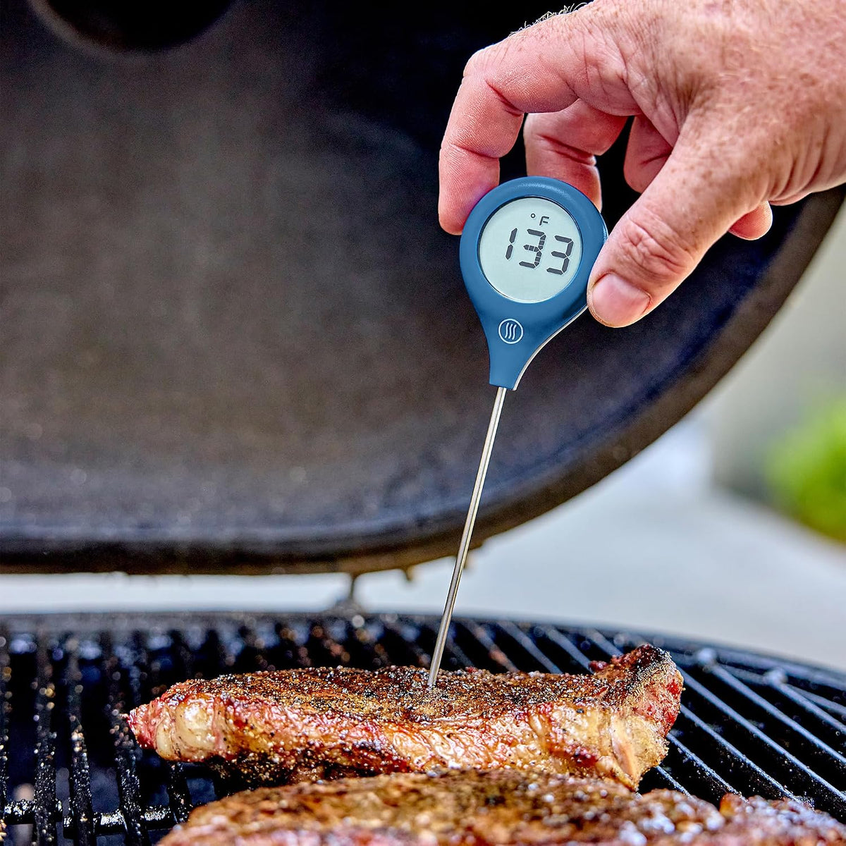 ThermoPop 2 — Best Value Instant Read Thermometer - Cayenne Pepper Red – features