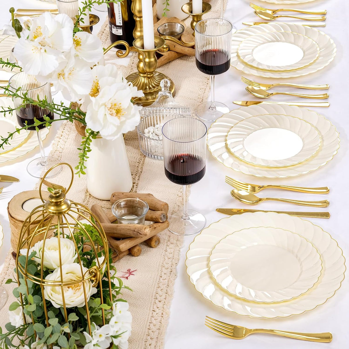 125PCS Ivory Scalloped Plastic Plates for Wedding Thanksgiving Day – features