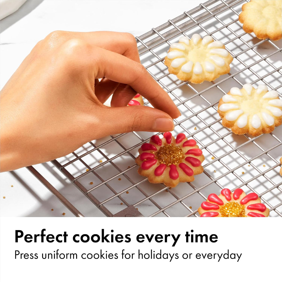 Good Grips 14-Piece Cookie Press Set – size reference